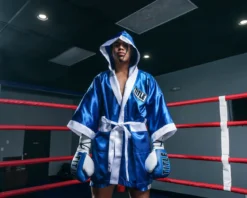 TITLE Boxing Pro Fingertip Robe 2.0