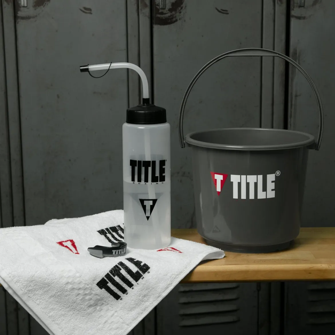 TITLE Boxing 5 Quart Corner Spit Bucket