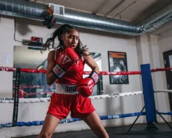 TITLE Boxing Women's Reversible Elite Amateur Boxing Set