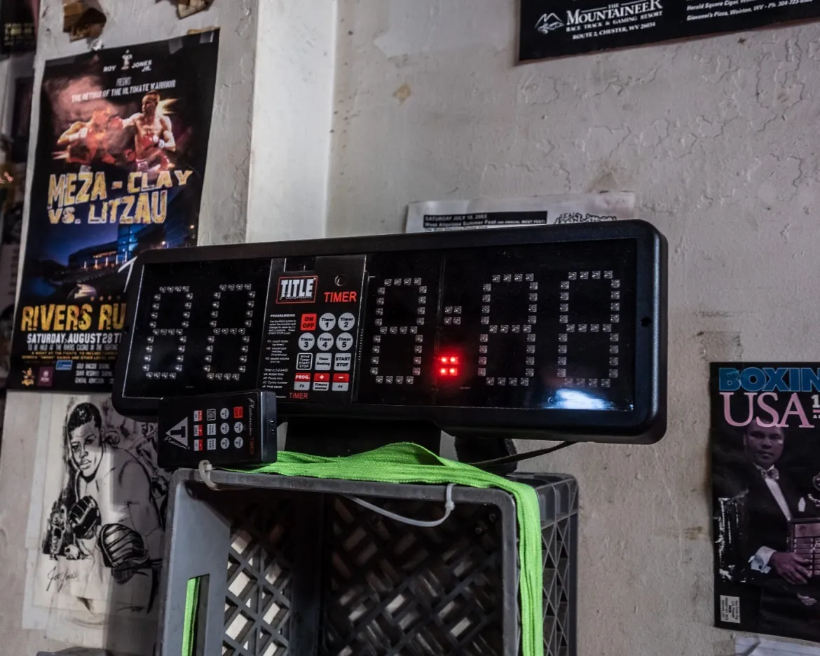 TITLE Platinum Professional Fight & Gym Timer